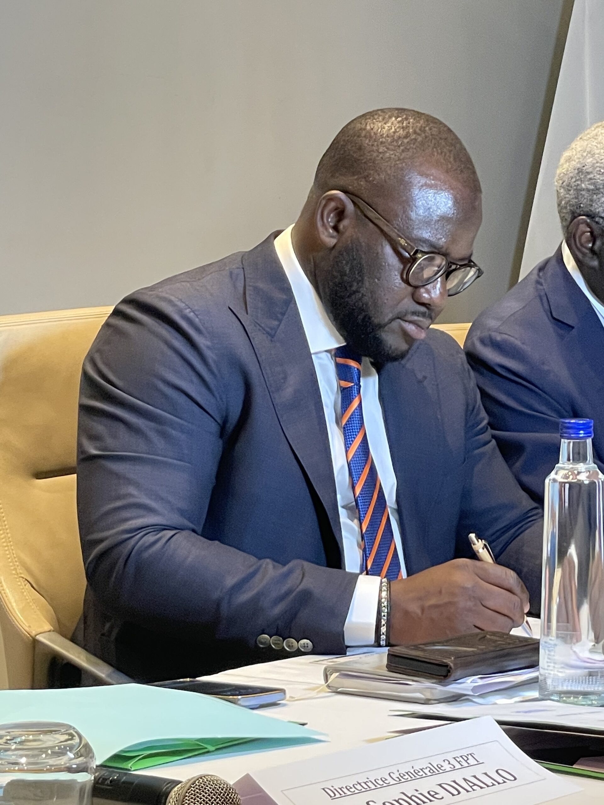 D9BB2C1E-E0C5-4C34-95F9-AD2A95B61364